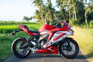Rent Kawasaki ZX-25R in Bali