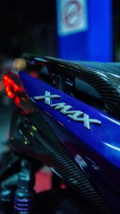 Yamaha XMAX 250 Purple